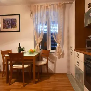 Cozy, Adorable Elizabeta Appartement Split